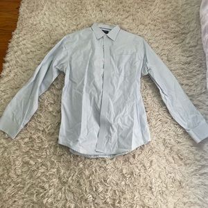Banana Republic button down long sleeve men’s size Medium